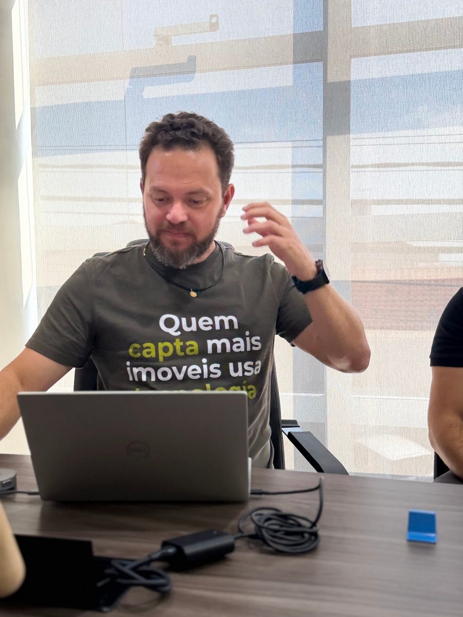 Fabiano Marinho — Quem capta mais imóveis usa tecnologia