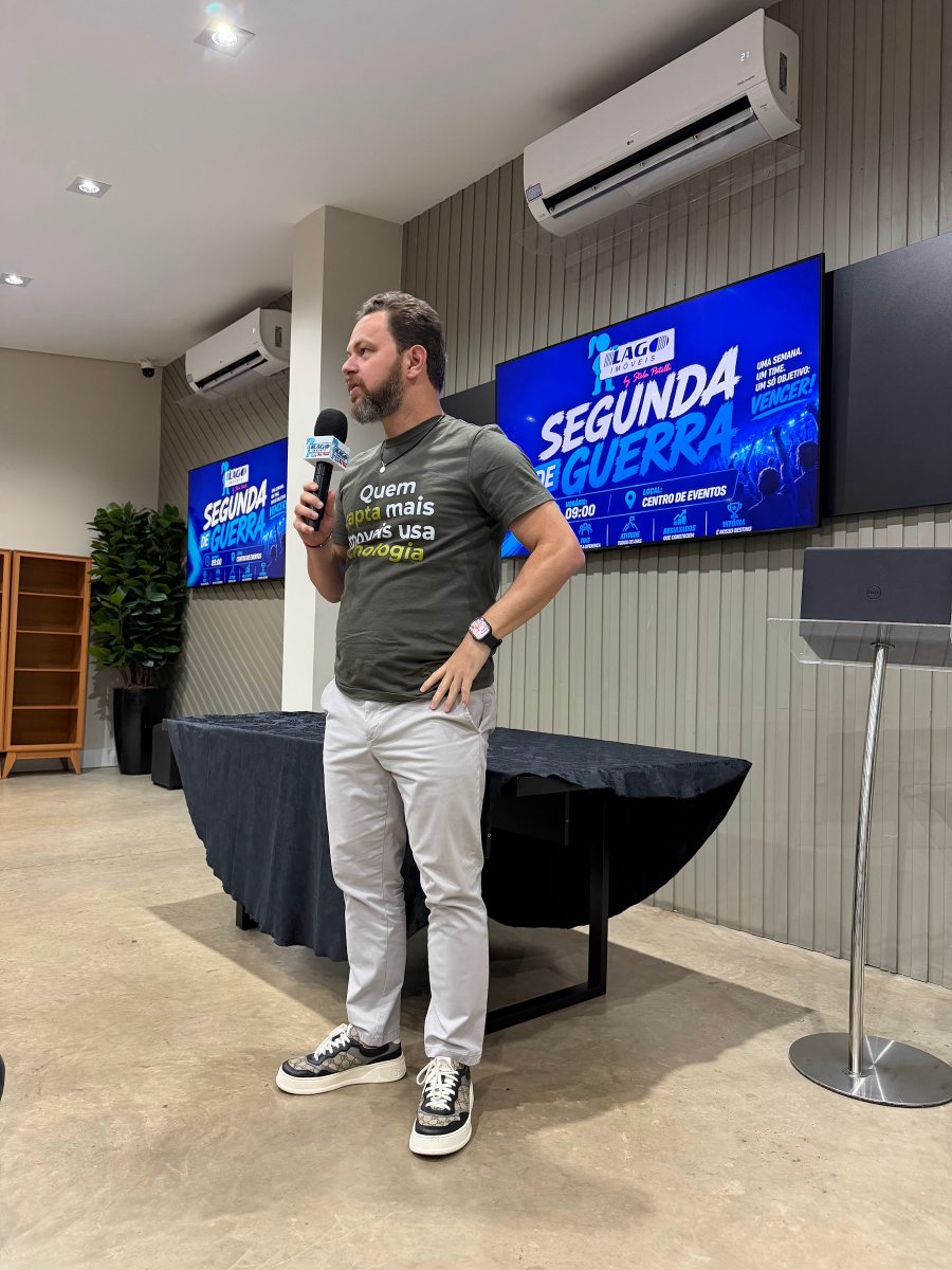 Fabiano Marinho em treinamento com a equipe